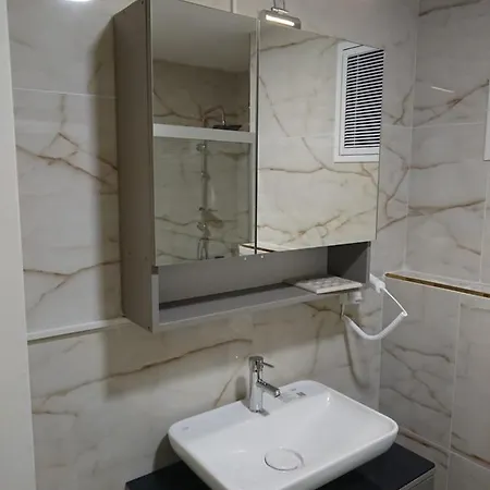 The Queen * Стамбул