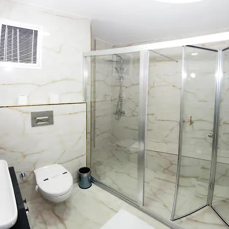 The Queen Suıte Otel *